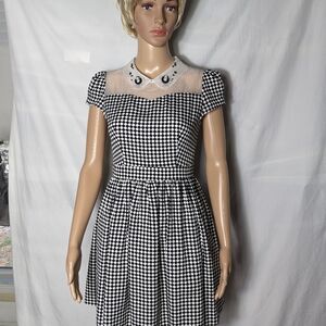BOYI black/white checkered schoolgirl milkmaid dress sz S